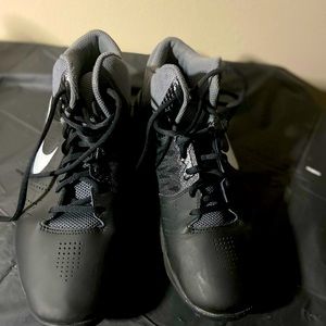 Black Nike Sneakers